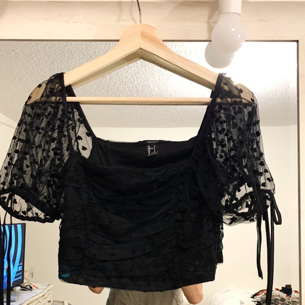 FOREVER 21 crop top!
